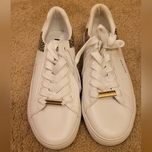 Tommy Hilfiger White Sneakers with Gold Accents